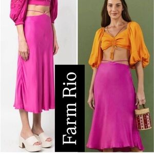 FARM Rio Fuschia satin Midi length
strap-detail satin-finish midi skirt